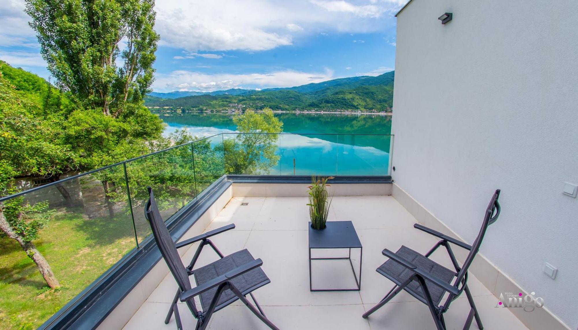 Royal Terrace Apartments Konjic Extérieur photo