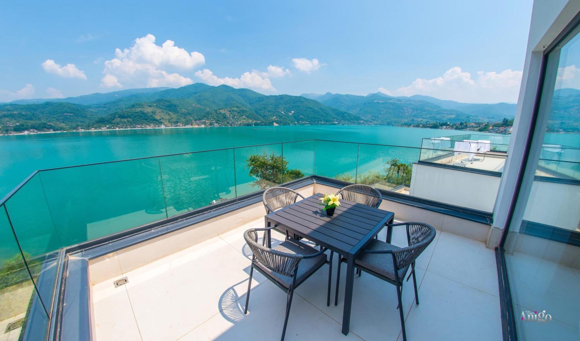 Royal Terrace Apartments Konjic Extérieur photo